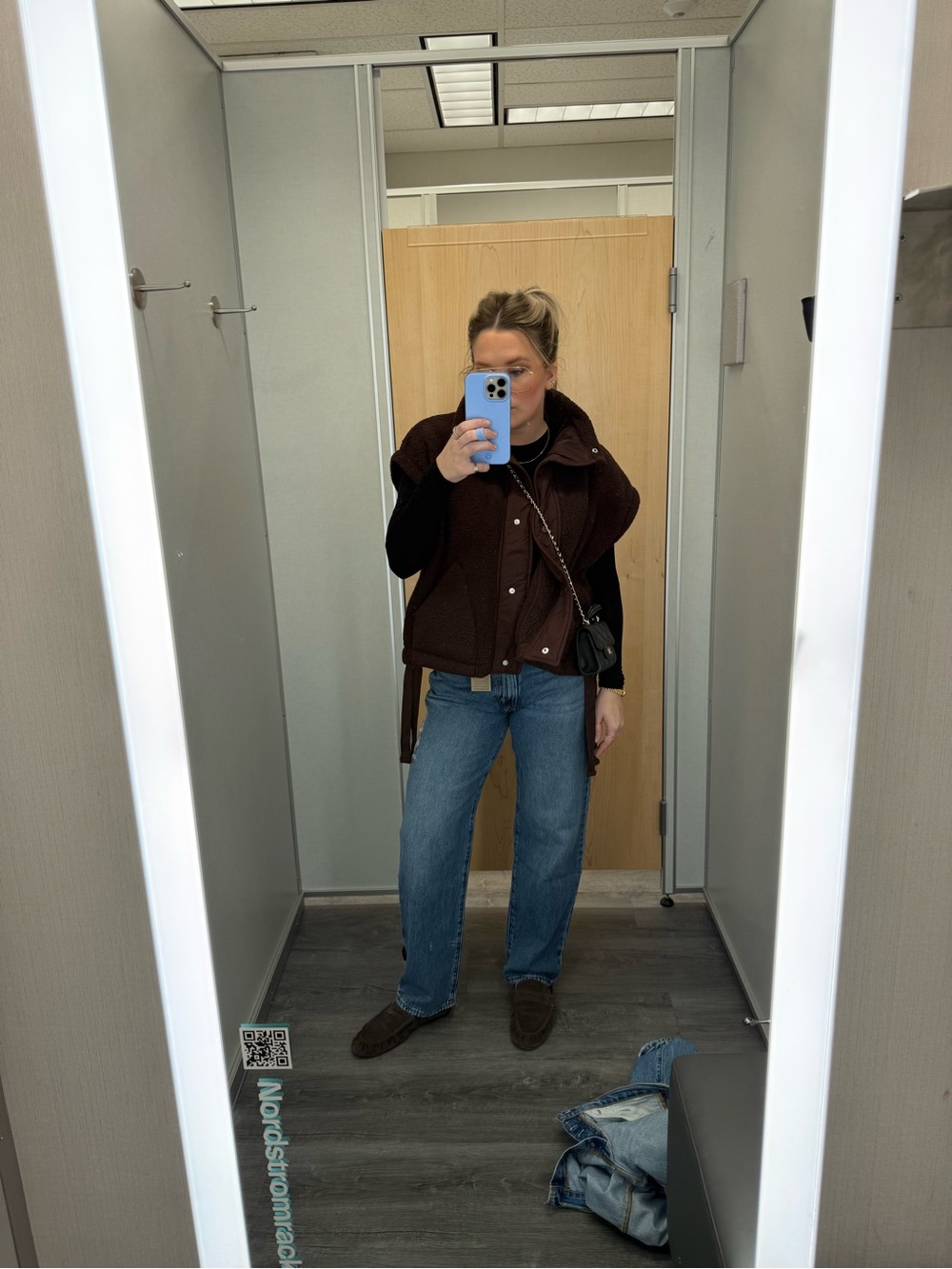 Levi's Women's Brown Bootcut Jeans - Classic Mid Wash